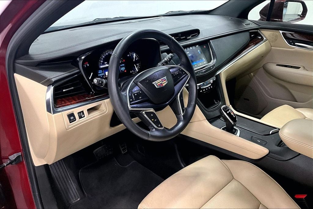 2018 Cadillac XT5 Luxury