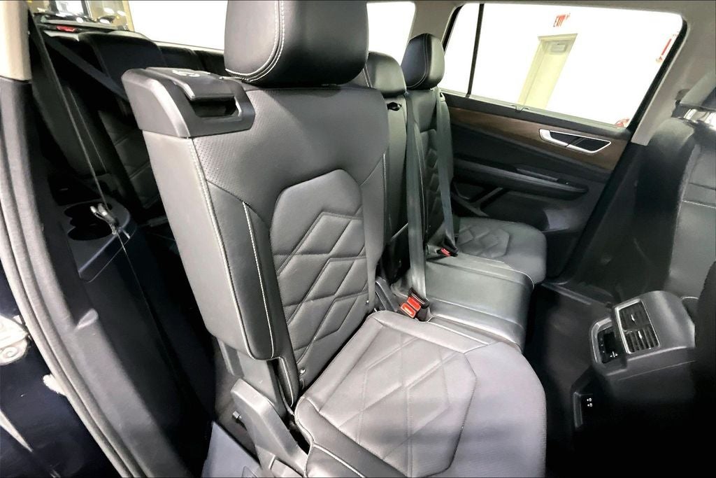 2024 Volkswagen Atlas 2.0T SE w/Technology