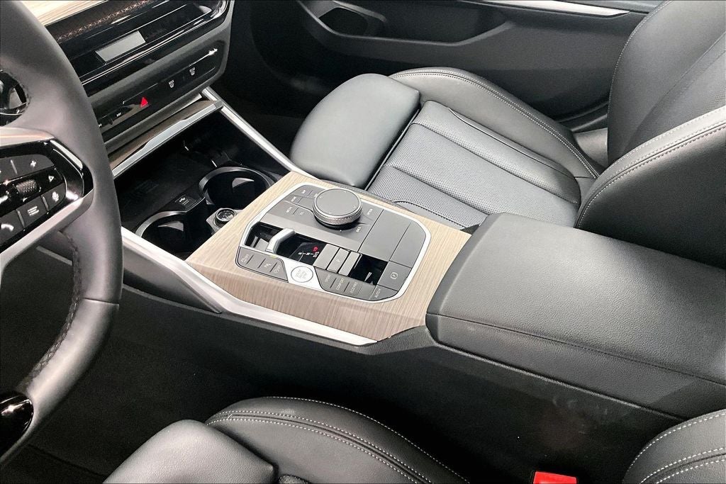 2025 BMW 3 Series 330i xDrive