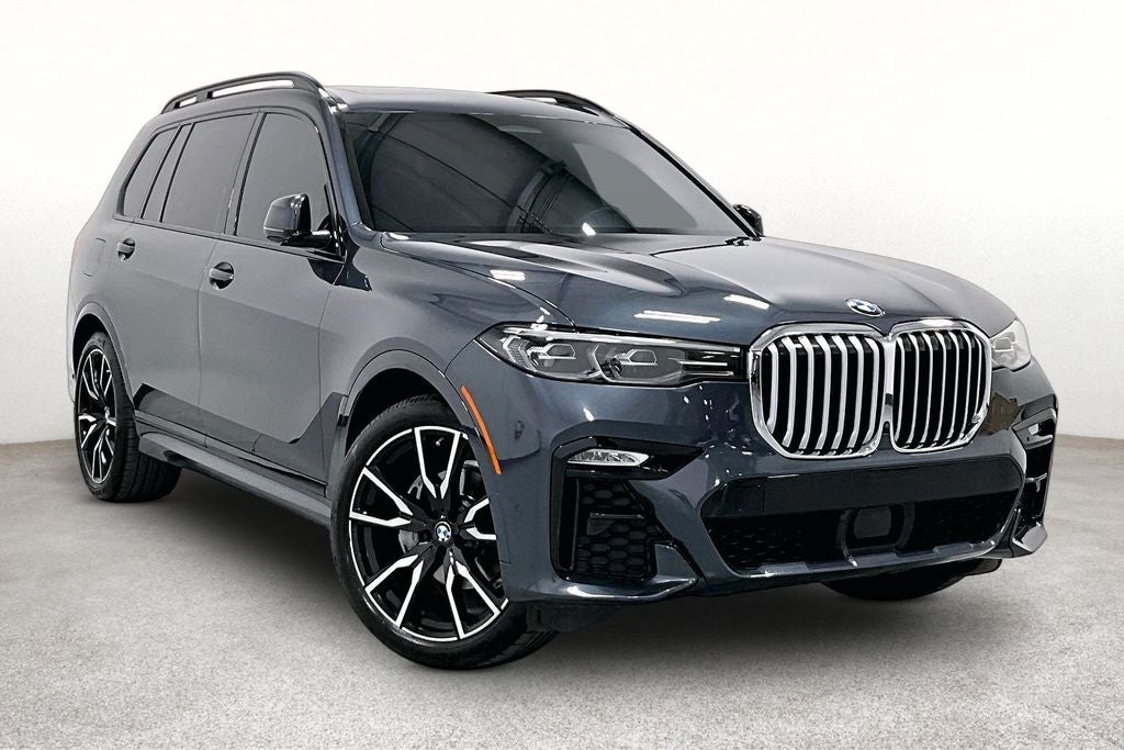 2022 BMW X7 40i