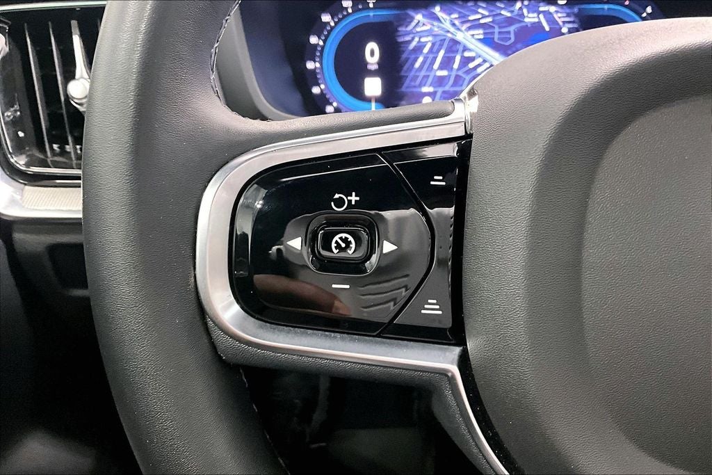 2024 Volvo S60 B5 Plus Black Edition