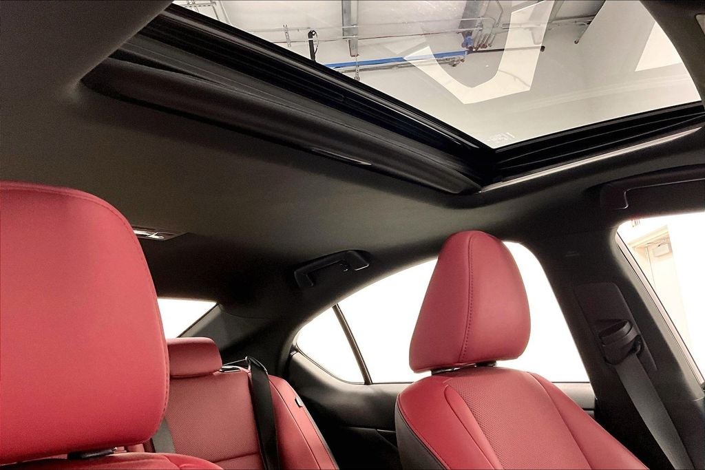 2024 Lexus IS 300