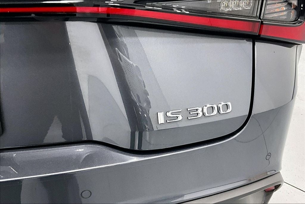 2024 Lexus IS 300