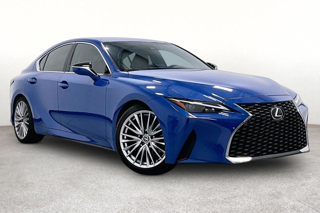 2023 Lexus IS 300