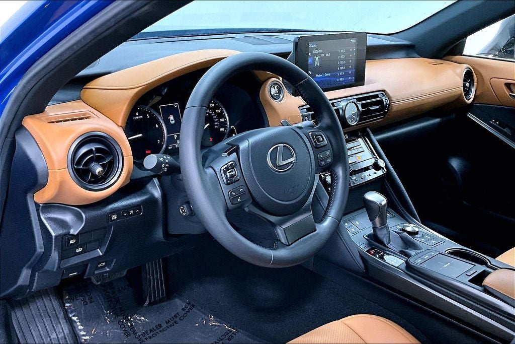 2023 Lexus IS 300