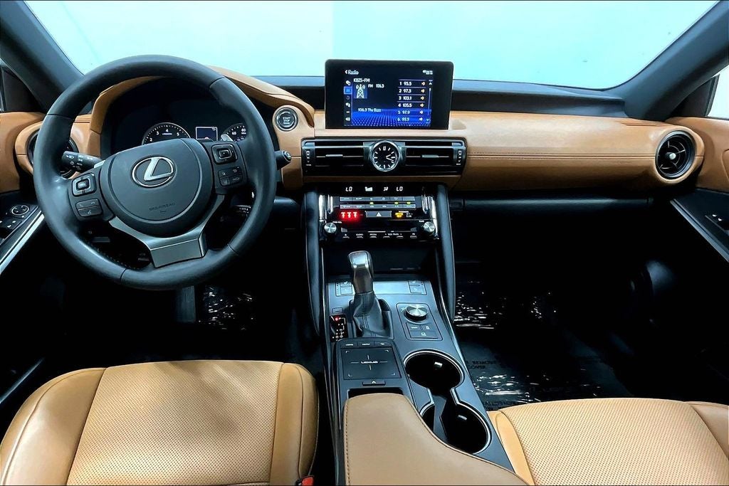 2023 Lexus IS 300