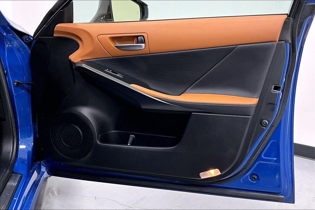 2023 Lexus IS 300