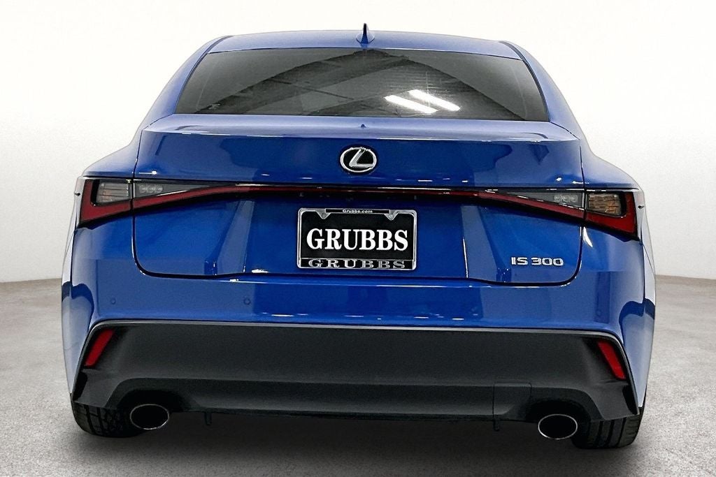 2023 Lexus IS 300
