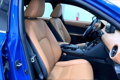 2023 Lexus IS 300