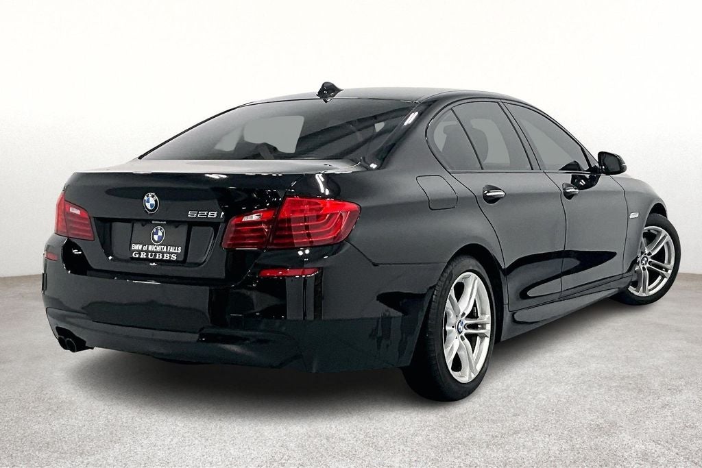 2015 BMW 5 Series 528i
