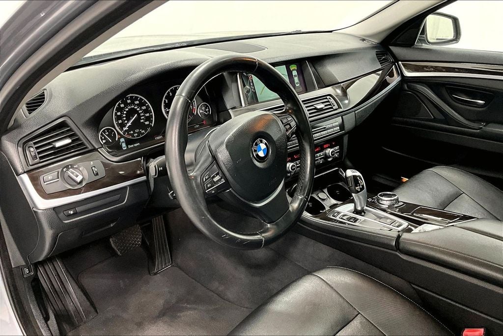 2014 BMW 5 Series 528i