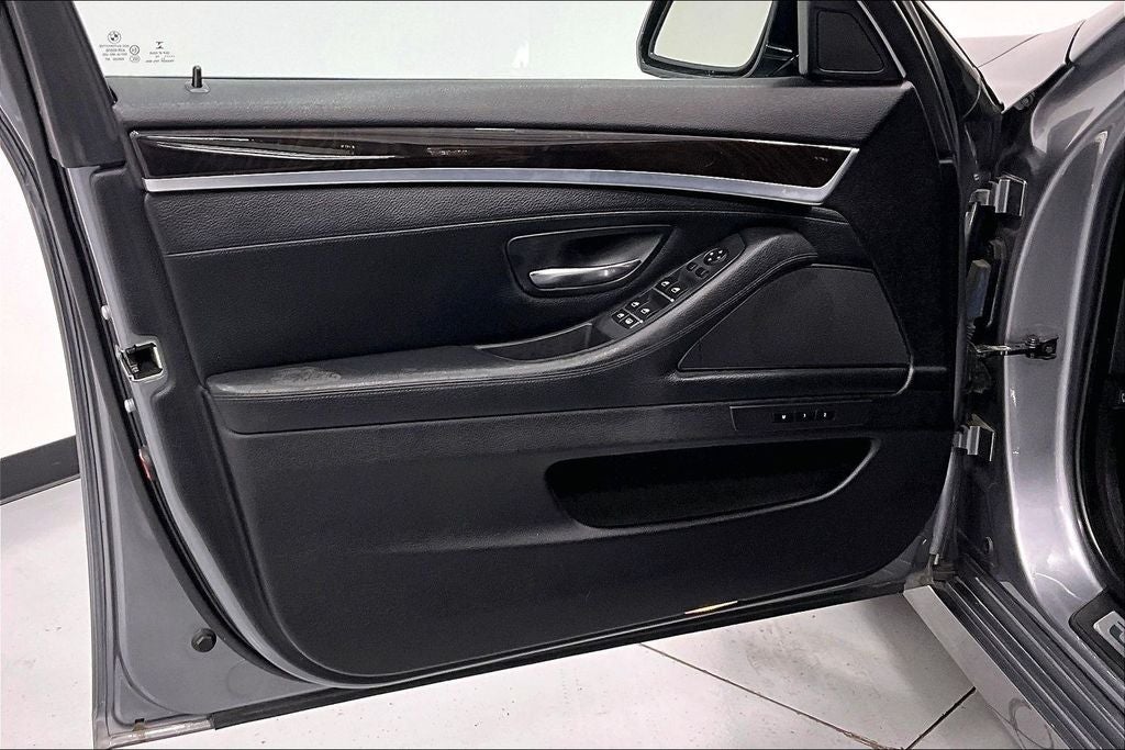 2014 BMW 5 Series 528i