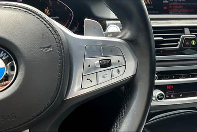 2022 BMW 7 Series 740i