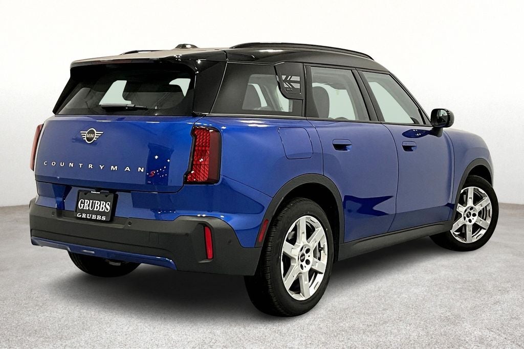 2025 MINI Cooper S Countryman Signature Plus