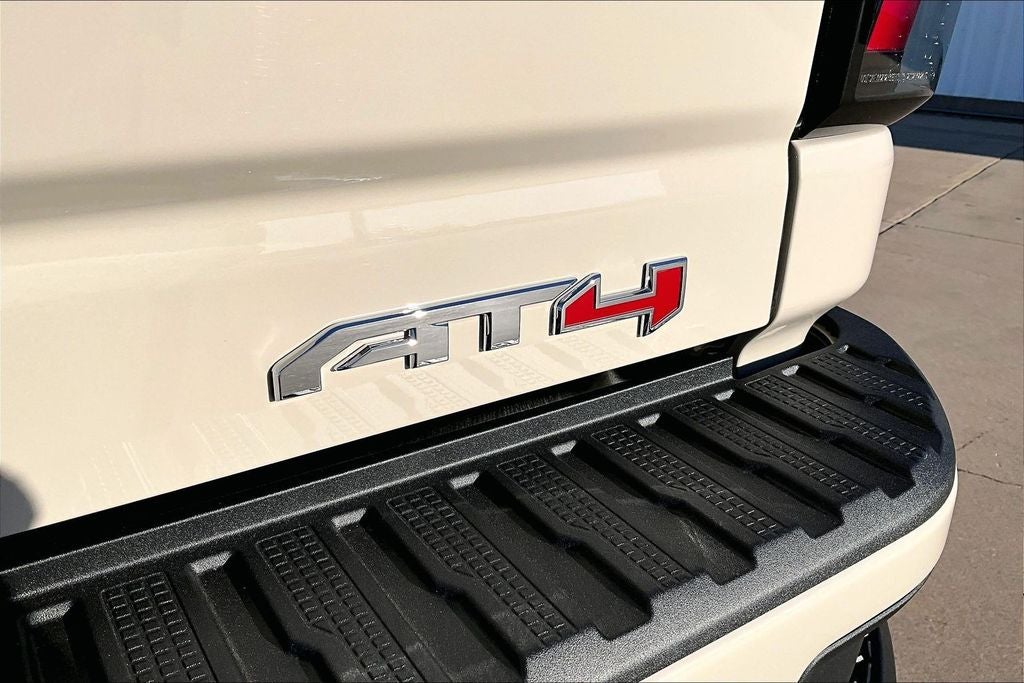 2026 GMC Sierra 2500HD AT4