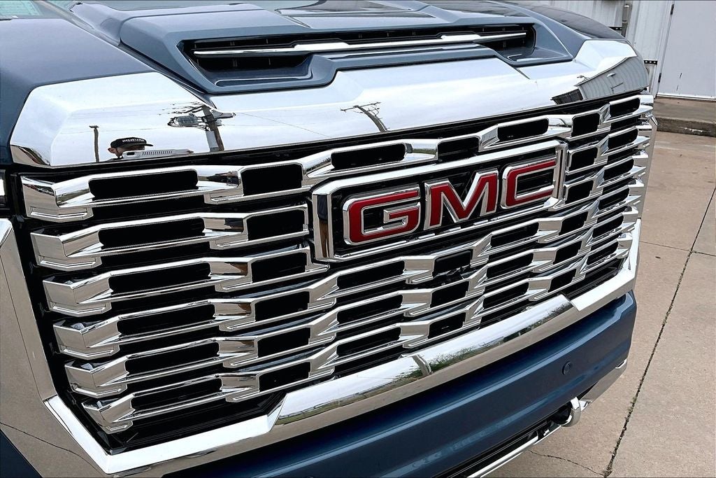 2026 GMC Sierra 2500HD Denali