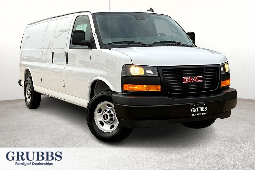 2025 GMC Savana 3500 Work Van