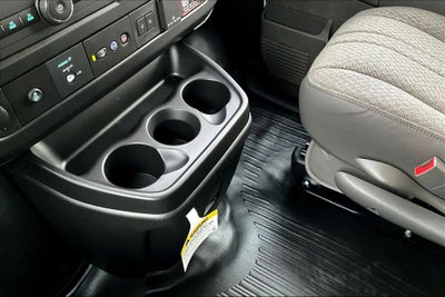 2025 GMC Savana 3500 Work Van