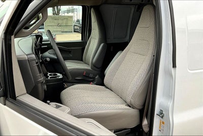 2025 GMC Savana 3500 Work Van