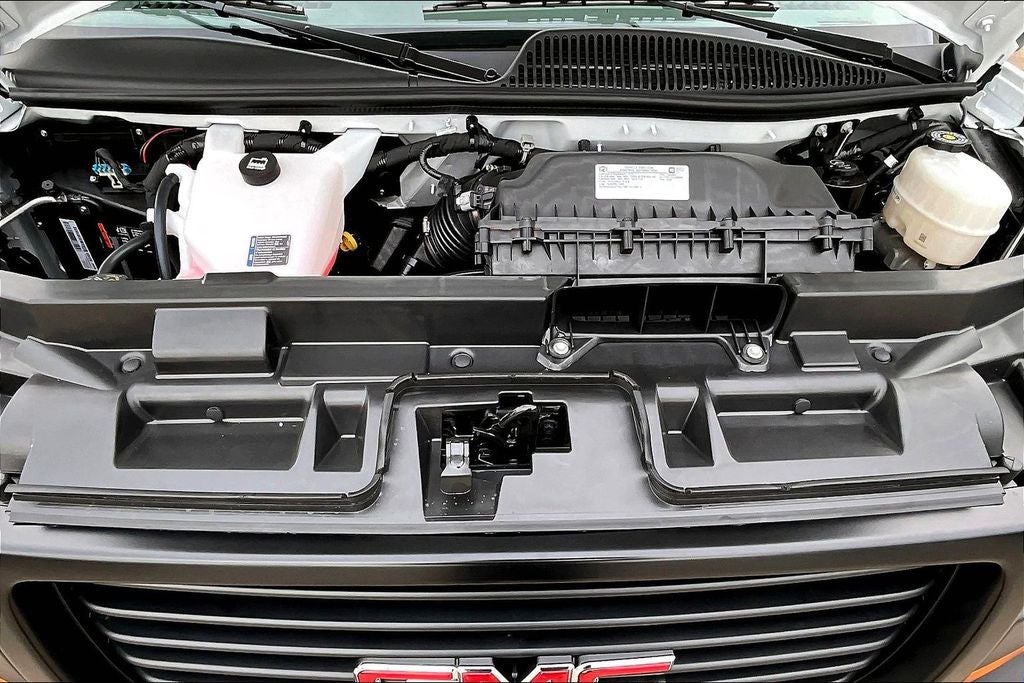 2025 GMC Savana 3500 Work Van