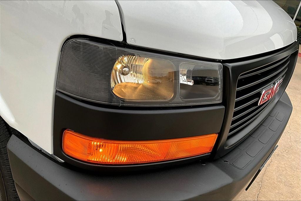 2025 GMC Savana 3500 Work Van