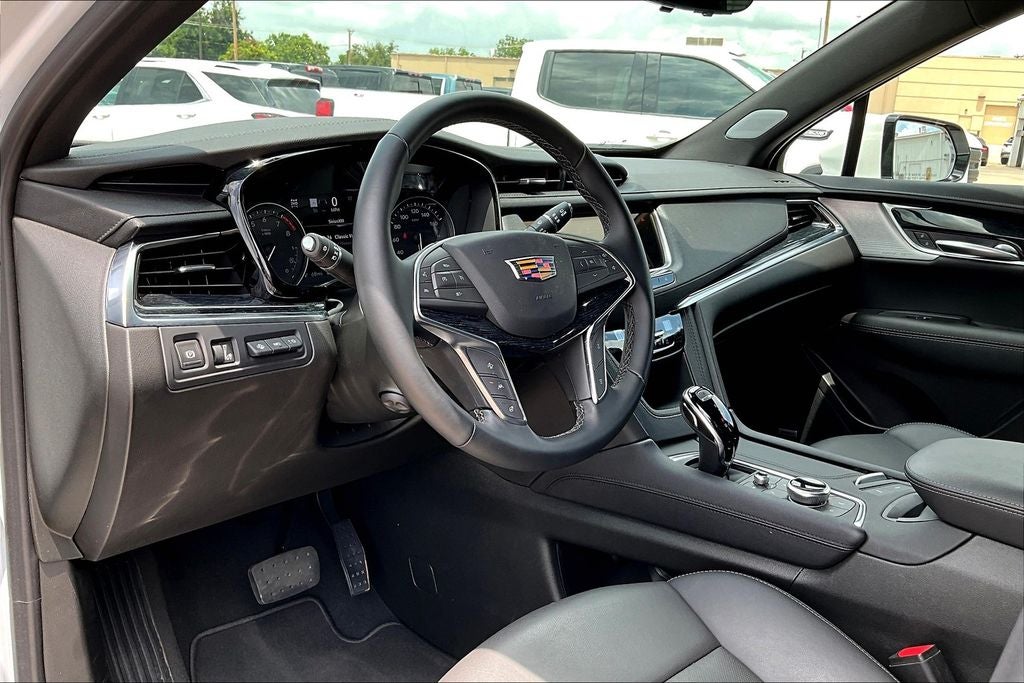 2025 Cadillac XT5 Premium Luxury