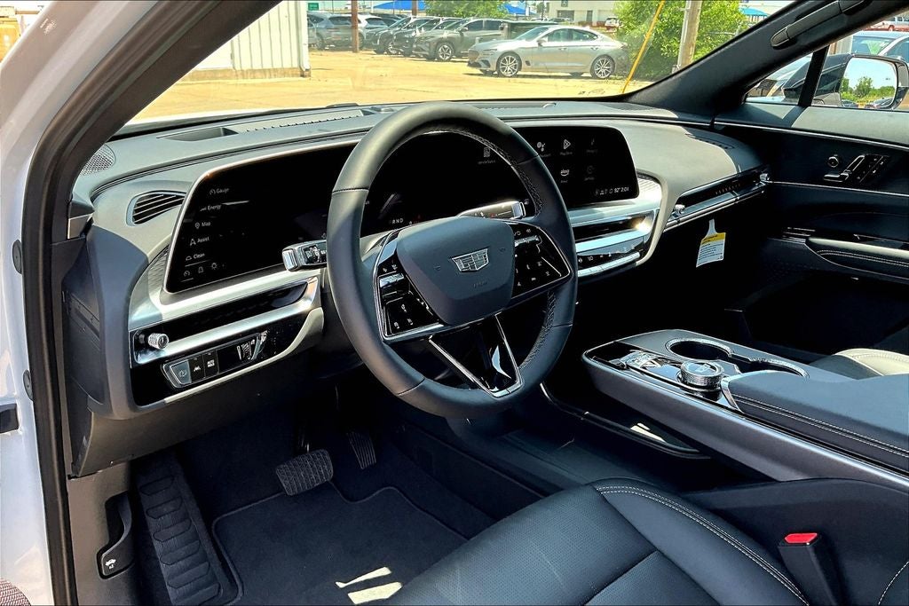 2025 Cadillac LYRIQ Luxury