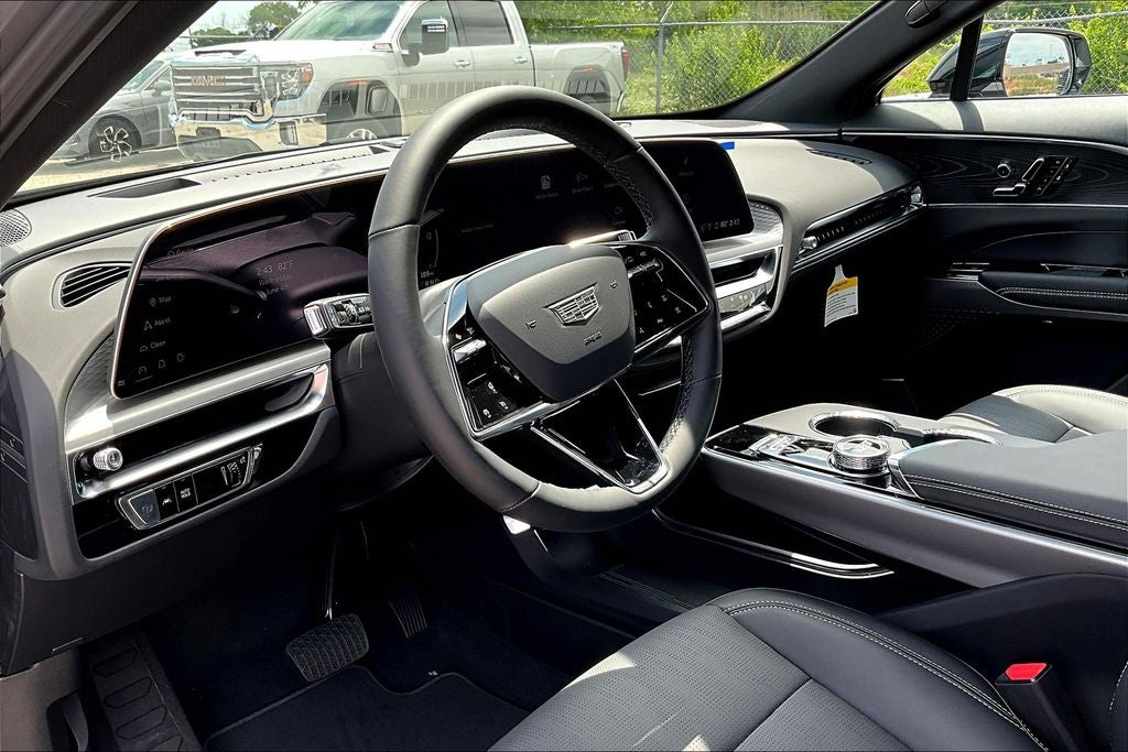 2025 Cadillac LYRIQ Sport