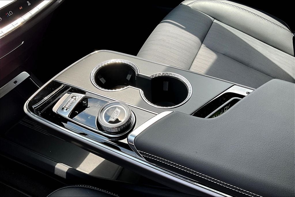 2025 Cadillac LYRIQ Sport