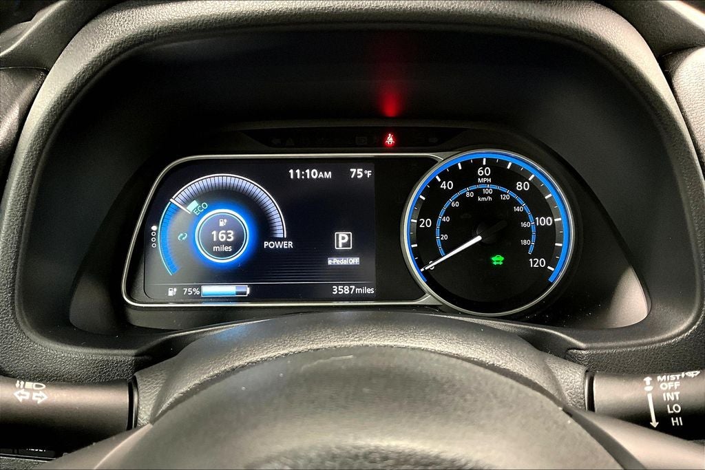 2025 Nissan Leaf SV Plus