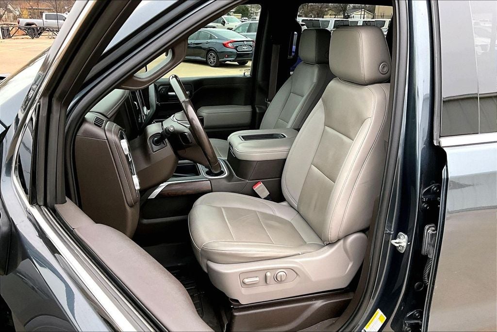 2021 GMC Sierra 1500 SLT