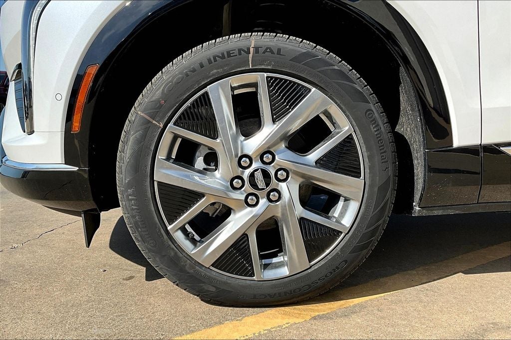 2025 Cadillac OPTIQ Luxury