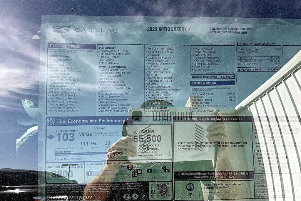 2025 Cadillac OPTIQ Luxury
