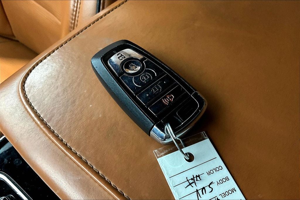 2020 Lincoln Aviator Plug-In Hybrid Black Label Grand Touring