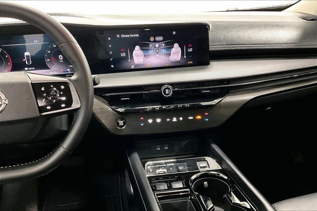 2025 Nissan Murano SV