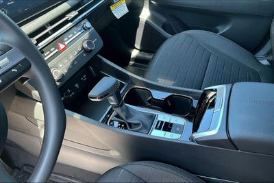 2025 Hyundai Santa Cruz SE