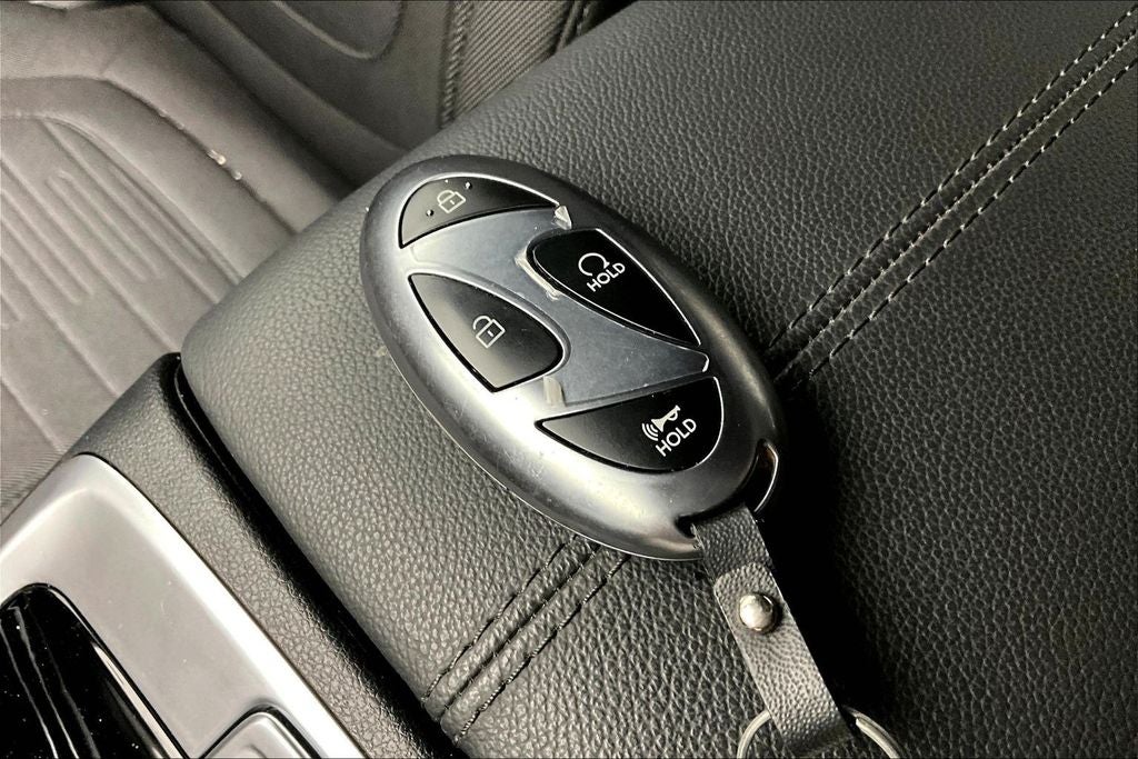 2025 Hyundai Santa Cruz SE