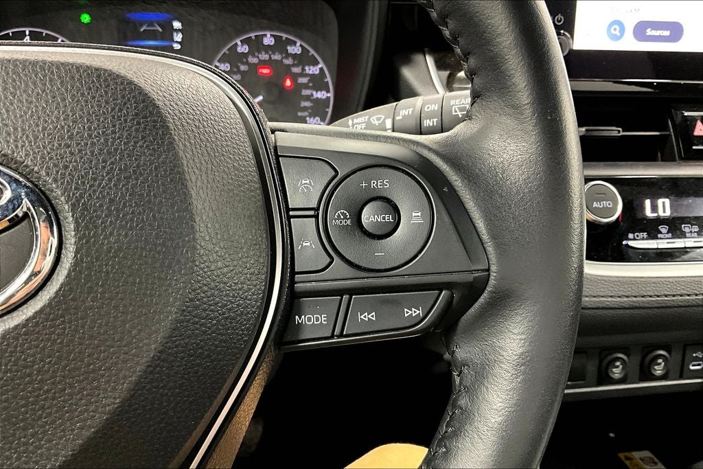 2023 Toyota Corolla Cross Hybrid SE