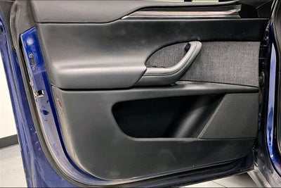 2022 Tesla Model X Base