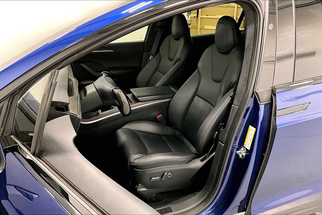 2022 Tesla Model X Base