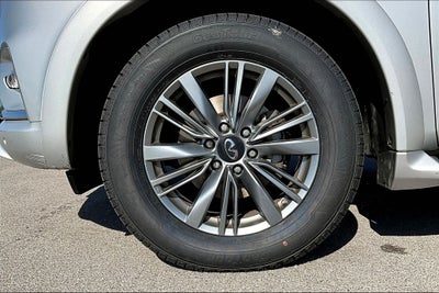 2022 INFINITI QX80 LUXE