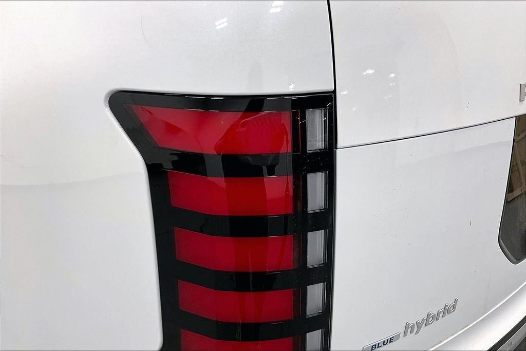 2026 Hyundai Palisade Hybrid Blue SEL Premium 8 Passenger