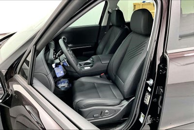 2026 Hyundai Palisade Hybrid Blue SEL 8 Passenger