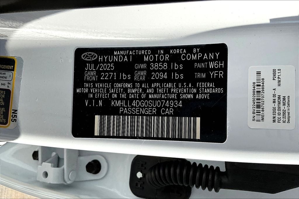 2025 Hyundai Elantra SE