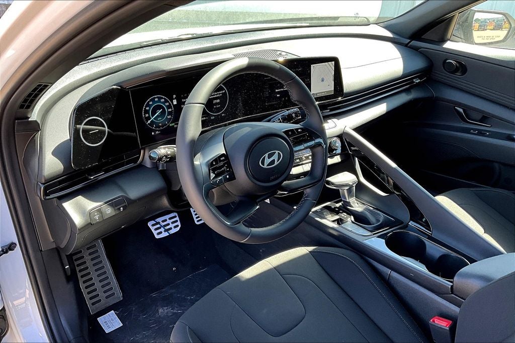 2025 Hyundai Elantra Hybrid SEL Sport