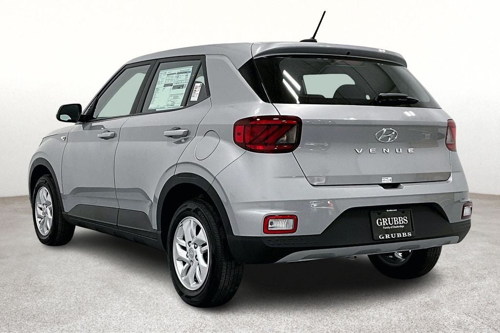 2026 Hyundai Venue SE